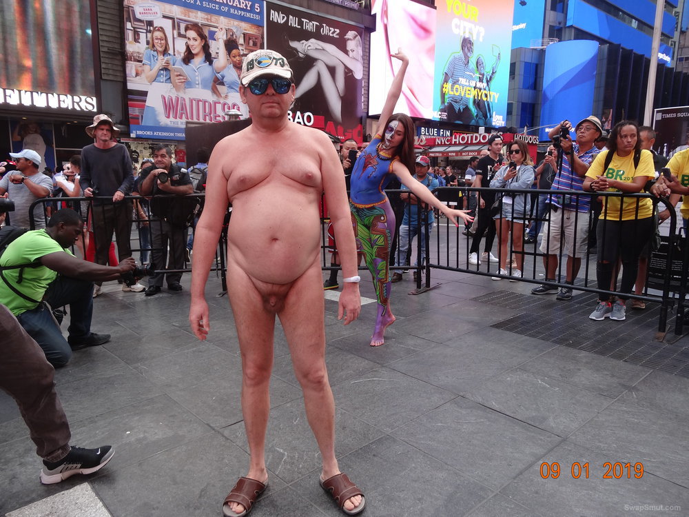 Times square nude model - Excellent porn